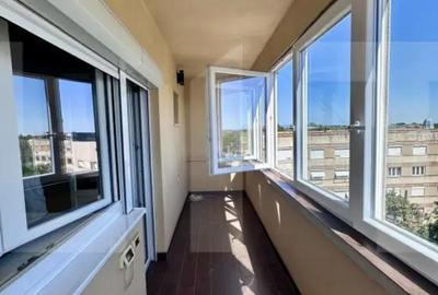 Apartament cu 3 camere semidecomandat în Central - 2