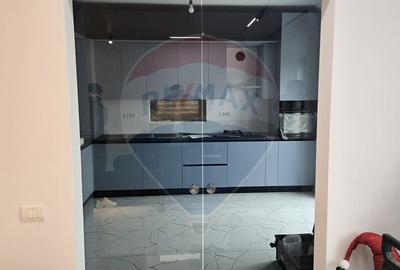 Casă cu 5 camere cu Teren 150 Mp în Dobroești - 4