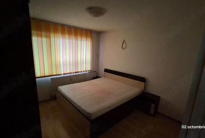 Apartament cu 3 camere decomandat în Central - 3