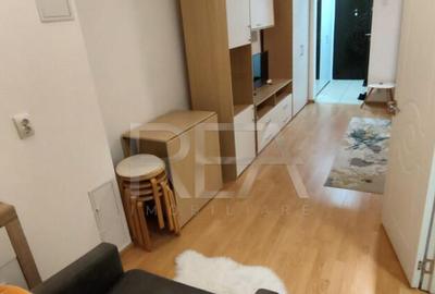 Garsoniera la 13 minute de mers pe jos de sta?iile de metr - 1