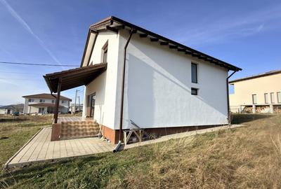 Casă individuală cu 5 camere cu Canalizare în Broscărie - 2