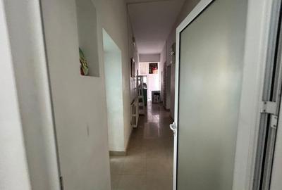 Spațiu comercial, de 160 mp, în Central - 1