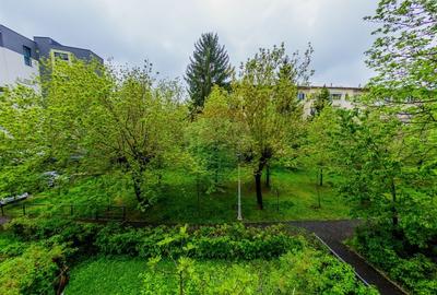 Apartament cu 3 camere semidecomandat, mobilat în Săsar - 2