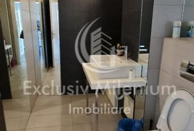 Birou, de 62 mp, în P-ța Victoriei - 12