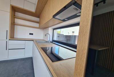 Imobil de exceptie, zona foarte buna. Prima inchiriere. Semimobilat, utilat. - 13