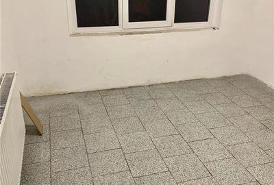 Spațiu comercial, de 80 mp, în Petrila - 4