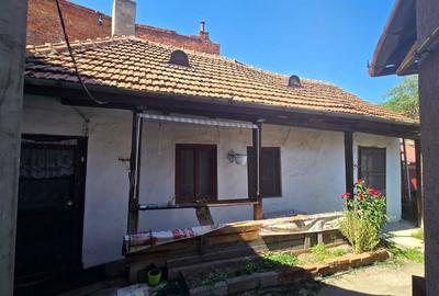 Casă cu 2 camere cu Teren 80 Mp în Central - 7