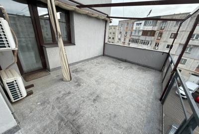 Vand Schimb apartament 5 camere Penthouse - 2
