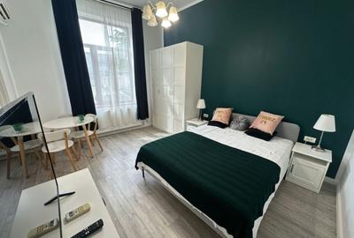 Garsonieră decomandată în Universitate - 2