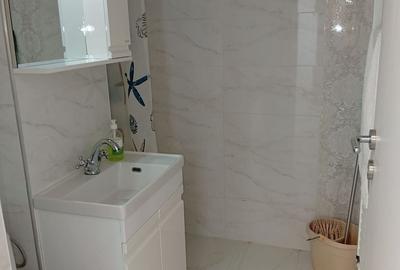 Apartament cu 3 camere semidecomandat în Central - 16