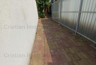 Casă cu 7 camere cu Canalizare în Central - 5