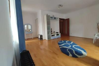 Casă cu 5 camere cu Canalizare în Central - 20