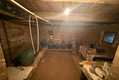 Casă cu 3 camere cu Canalizare în Central - 5