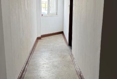 Apartament cu 3 camere semidecomandat în Grivița - 10
