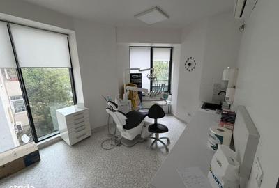 Spațiu comercial, de 82 mp, în Central - 3