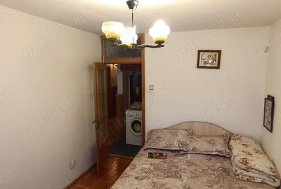 Apartament cu 3 camere decomandat în Nord