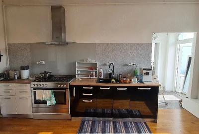 Apartament cu 3 camere decomandat în Horea