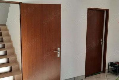 Particular vand casa individuala P+1+M in Bragadiru Independentei 9 camere - 2