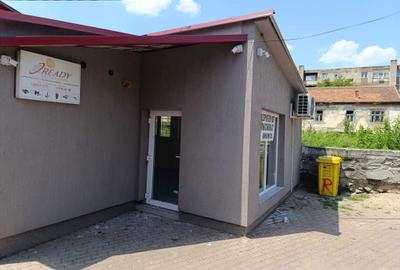 Spațiu comercial, de 40 mp, în Central - 5