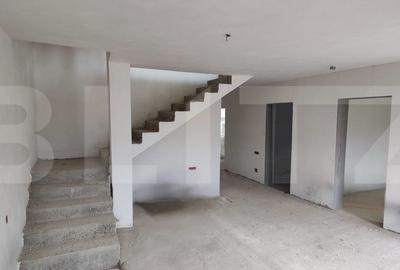 Casă cu Teren 1000 Mp în Ulmi - 12