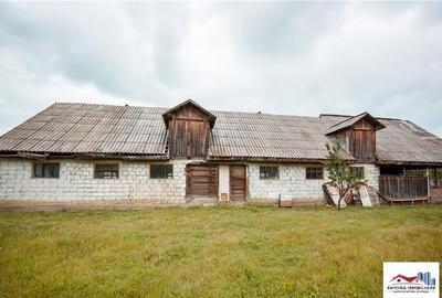 Casa de Zona Batos cu Oportunitati Maxime de Dezvoltare - 2
