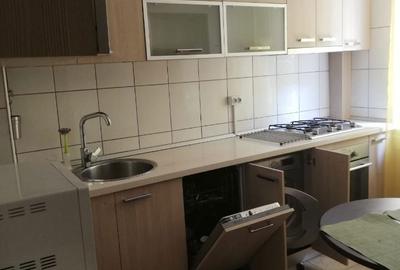 Apartament cu 2 camere decomandat în Valea Oltului - 5