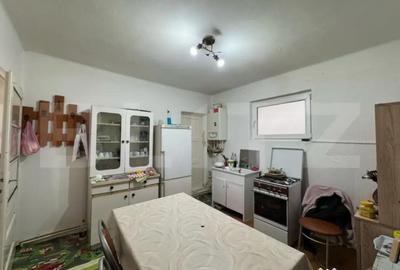 Casă cu 3 camere cu Teren 1080 Mp în Central