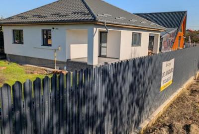 Casa cu garaj Lilieci- teren 540m, canalizare, apa, gaz. - 11