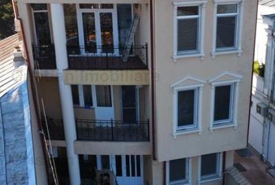 Casă cu 5 camere cu Canalizare în Apollo - 1