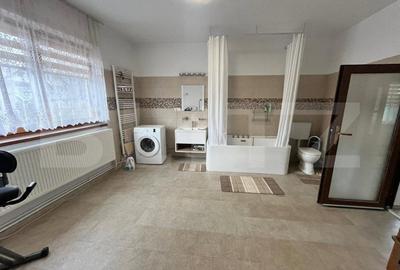 Casă cu 5 camere cu Teren 2000 Mp în Beclean - 1
