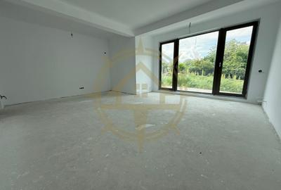 Casă cu 4 camere cu Canalizare în Central - 2