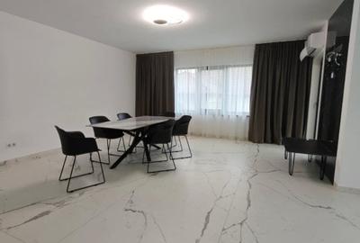 Apartament de lux, de vanzare, cu 3 camere, 86 mp, zona Drurelax