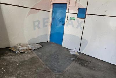 Spațiu comercial, de 180 mp, în Central - 4