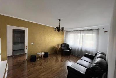 Apartament cu 3 camere decomandat în Micro II - 9