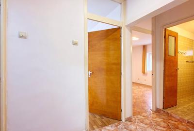 Apartament cu 3 camere decomandat în Tei - 19