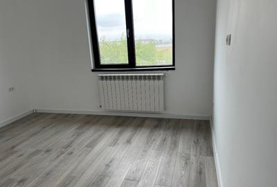 Casă individuală cu 4 camere cu Teren 250 Mp în Central - 15