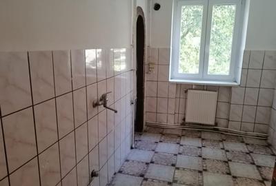 Apartament 3 camere, etaj 1, 2 bai, Calea Romanului - 2