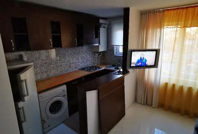 Apartament cu 2 camere semidecomandat în Central - 1