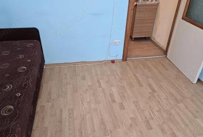 Apartament cu 2 camere decomandat în Micro 15 - 1