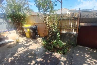 Km. 5 - Viile Noi, casa 4 camere, libera, pe colt - 1