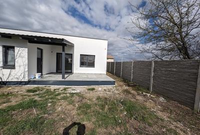 Duplex Bucovat cartier nou construit direct de la proprietar - 4