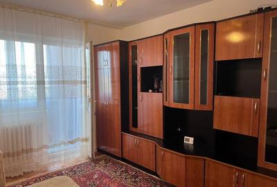 Apartament 2 camere in Deva, zona Uzo Balcan-Armatei