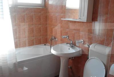 Apartament cu 2 camere decomandat în Soarelui - 2