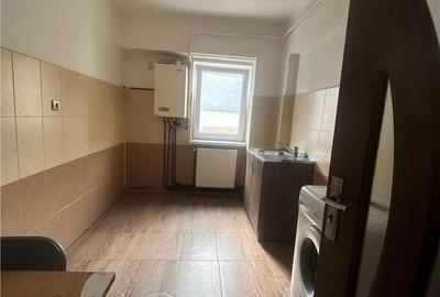 Apartament cu 2 camere decomandat în Podul de Fier - 5