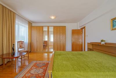 Casă individuală cu 5 camere cu Canalizare în Tractorul - 9