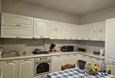 Casă cu 4 camere cu Teren 427 Mp în Central - 1