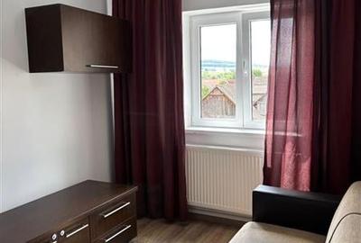 Se inchiriaza apartament renovat cu 2 camere, etaj 1, in Rupea, jud Brasov - 1