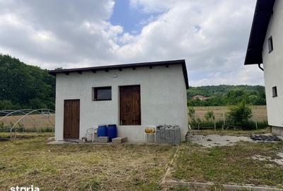 Casă cu 5 camere cu Teren 200 Mp în Dărmănești - 11
