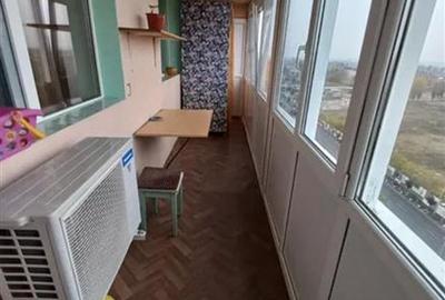 Apartament cu 3 camere decomandat în Giurgiului
