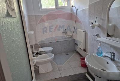 Casa / Vila de vanzare zona Energiei RMB - 8